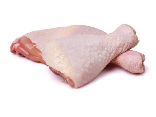 Cuisse de poulet frais, désossée, avec peau